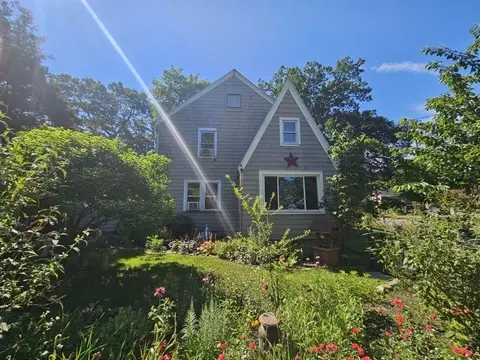 779 Dickinson, Springfield, MA 01108 photo 2