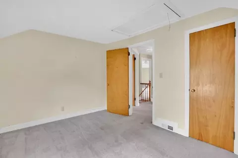 27 Oregon St, Springfield, MA 01118 photo 28