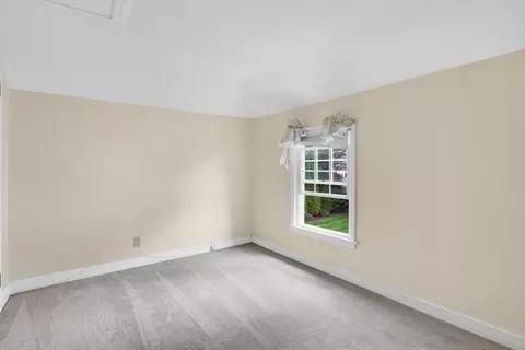 27 Oregon St, Springfield, MA 01118 photo 27