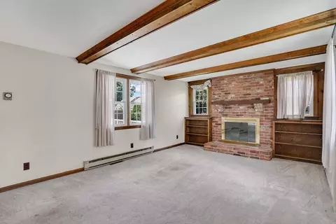 27 Oregon St, Springfield, MA 01118 photo 19