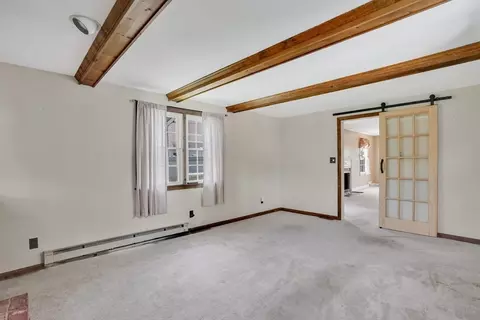 27 Oregon St, Springfield, MA 01118 photo 18