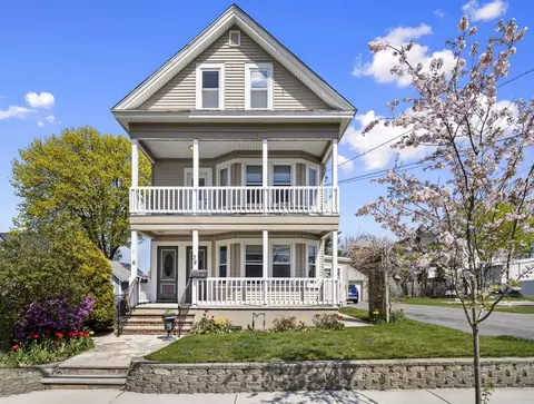 36 Highland Ave, Lowell, MA 01851