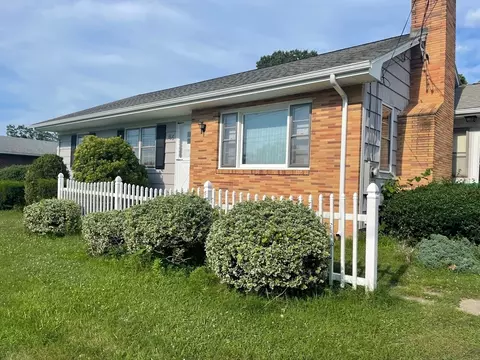 165 Haven Ave, Chicopee, MA 01013 photo 3