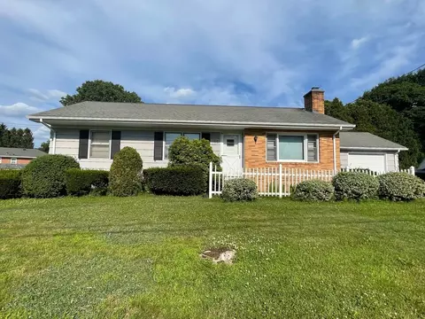 165 Haven Ave, Chicopee, MA 01013