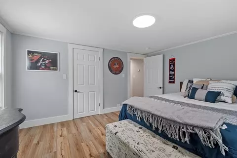 Bedroom - 96 Willard Rd, Ashburnham, MA 01430 photo 4 of 5