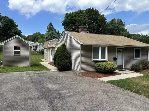 86 Bailey St, Worcester, MA 01602 photo 3