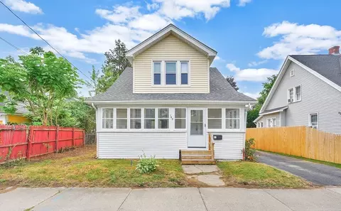 149 Fountain St, Springfield, MA 01108