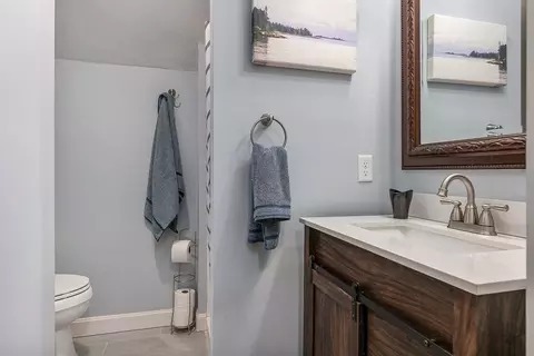 Bath - 50 Pitman Ave, Wakefield, MA 01880 photo 3 of 3