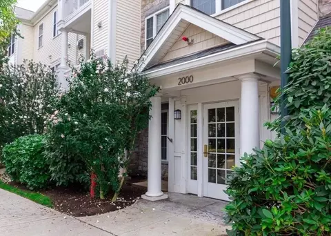 2201 Davenport Ave #2201, Canton, MA 02021