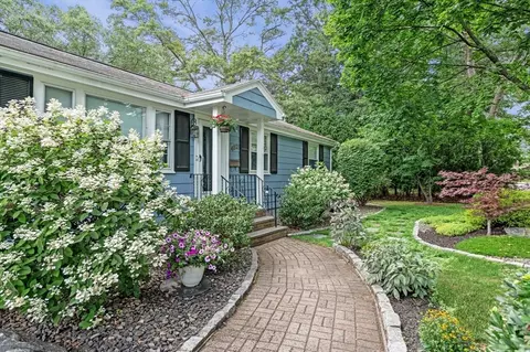 452 Lowell, Reading, MA 01867 photo 41