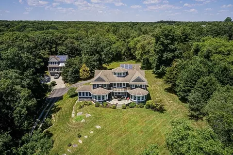 25-31 Brayton Point Rd, Westport, MA 02790