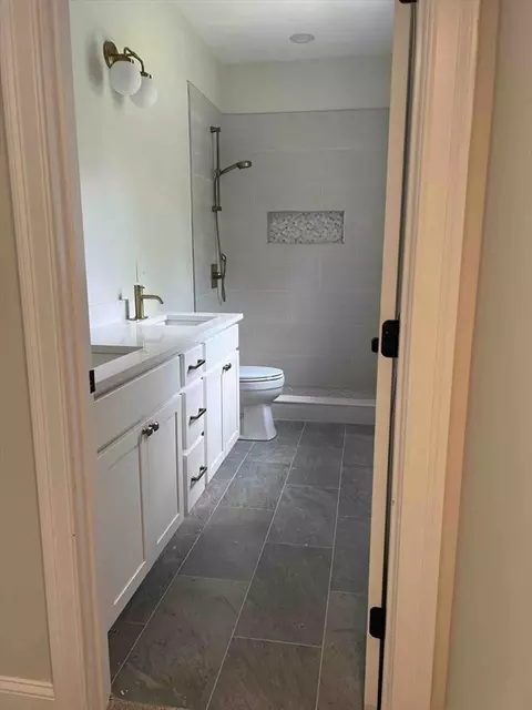 Bath - 43 Brookside Ave, Webster, MA 01570 photo 1 of 2