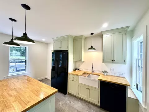 Kitchen - 103 High St, Northampton, MA 01062 photo 2 of 4