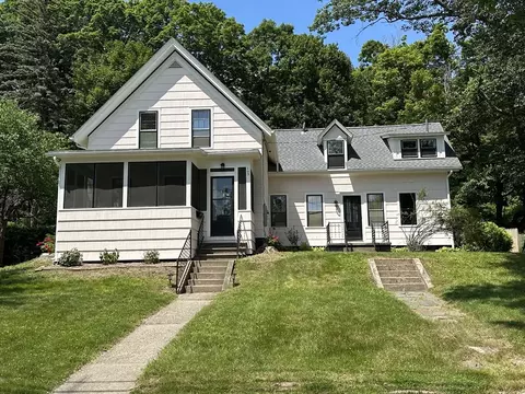 103 High St, Northampton, MA 01062
