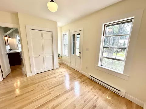 Bedroom - 103 High St, Northampton, MA 01062 photo 1 of 8