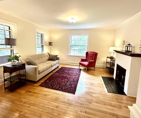 Living - 103 High St, Northampton, MA 01062 photo 1 of 3