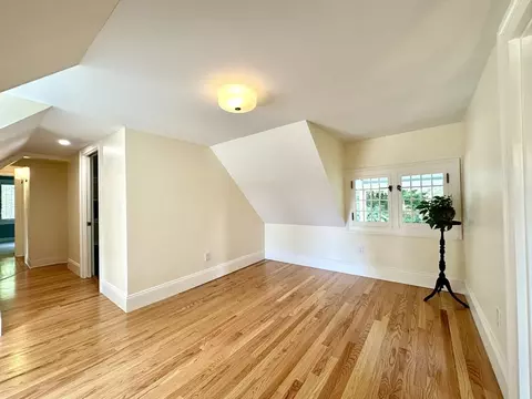 Bedroom - 103 High St, Northampton, MA 01062 photo 7 of 8