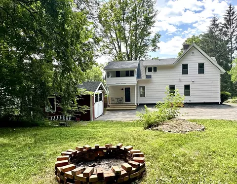 Exterior - 103 High St, Northampton, MA 01062 photo 3 of 8