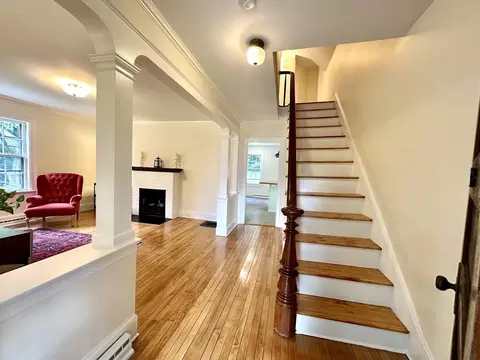 Entry Way - 103 High St, Northampton, MA 01062 photo 3 of 9