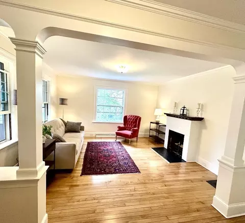 Living - 103 High St, Northampton, MA 01062 photo 2 of 3