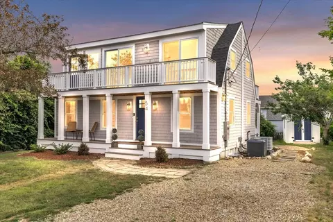54 Carman Ave, Sandwich, MA 02563