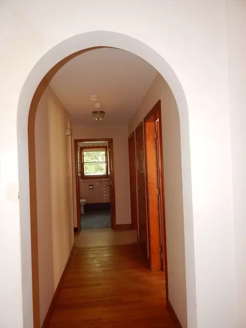 Entry Way - 96 High St, Montague, MA 01376 photo 1 of 5