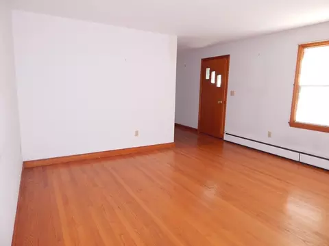 Living - 96 High St, Montague, MA 01376 photo 1 of 3