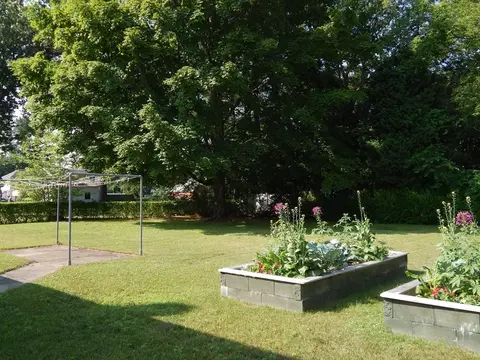 Exterior - 96 High St, Montague, MA 01376 photo 4 of 10