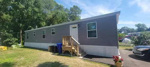 109 Mayflower Ave, Taunton, MA 02780