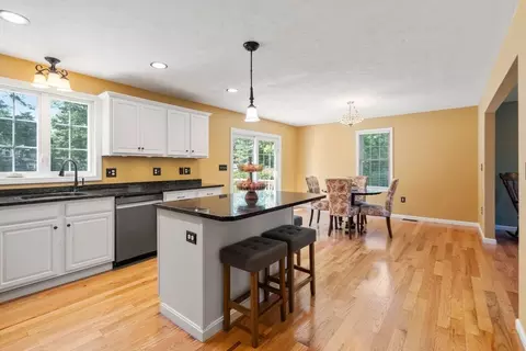 9 Devol Ave, Westport, MA 02790 photo 10