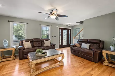 9 Devol Ave, Westport, MA 02790 photo 4