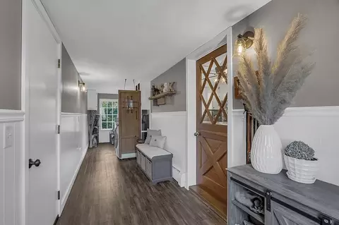 427 Massasoit Rd, Worcester, MA 01604 photo 9