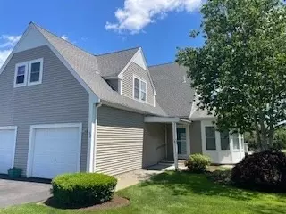 32 Bay Pointe Dr #32, Wareham, MA 02571