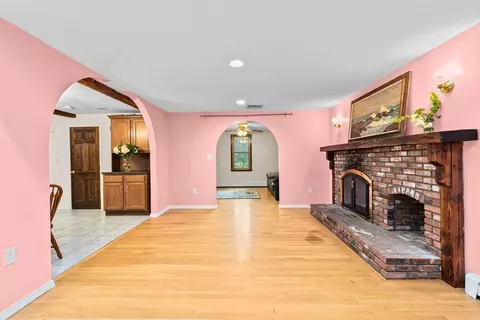 58 Barbara Rd, Hanson, MA 02341 photo 11