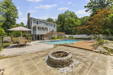 17 Shagbark Rd, Easton, MA 02375
