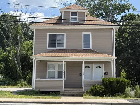 1728 Elmwood Ave, Warwick, RI 02888