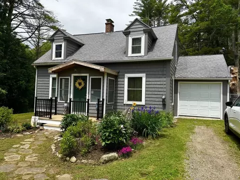 561 Belchertown Rd, Ware, MA 01082 photo 3