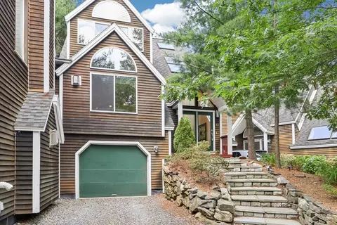 48 Deer Path #48, Hudson, MA 01749