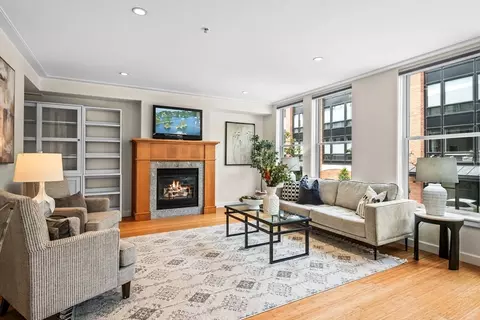 335-337 W Second St #2, Boston, MA 02127
