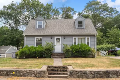 55 Simpson St, Stoughton, MA 02072