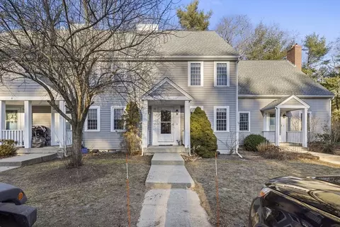 57 Twin Lakes Dr #57, Halifax, MA 02338