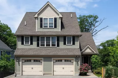 2 Jamaica Pl #2, Jamaica Plain, MA 02130