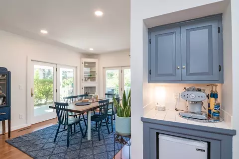 Dining - 116 High St, Amherst, MA 01002 photo 3 of 3