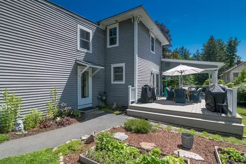 Exterior - 116 High St, Amherst, MA 01002 photo 9 of 12