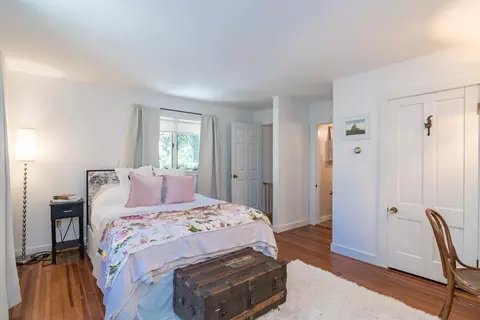 Bedroom - 116 High St, Amherst, MA 01002 photo 1 of 6