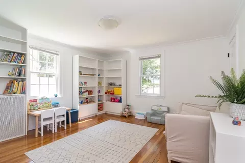 28 Cunningham Rd, Wellesley, MA 02481 photo 8