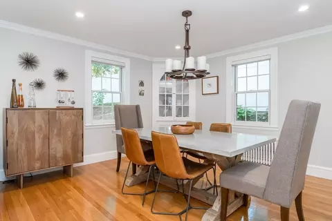 28 Cunningham Rd, Wellesley, MA 02481 photo 5