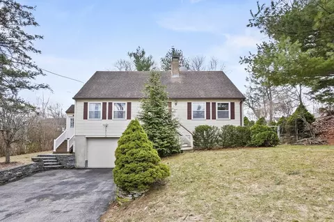 1 Sierra St, Worcester, MA 01602