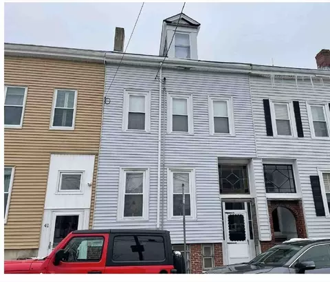 39 G St, Boston, MA 02127