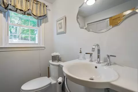 13 Taft Dr, Franklin, MA 02038 photo 18
